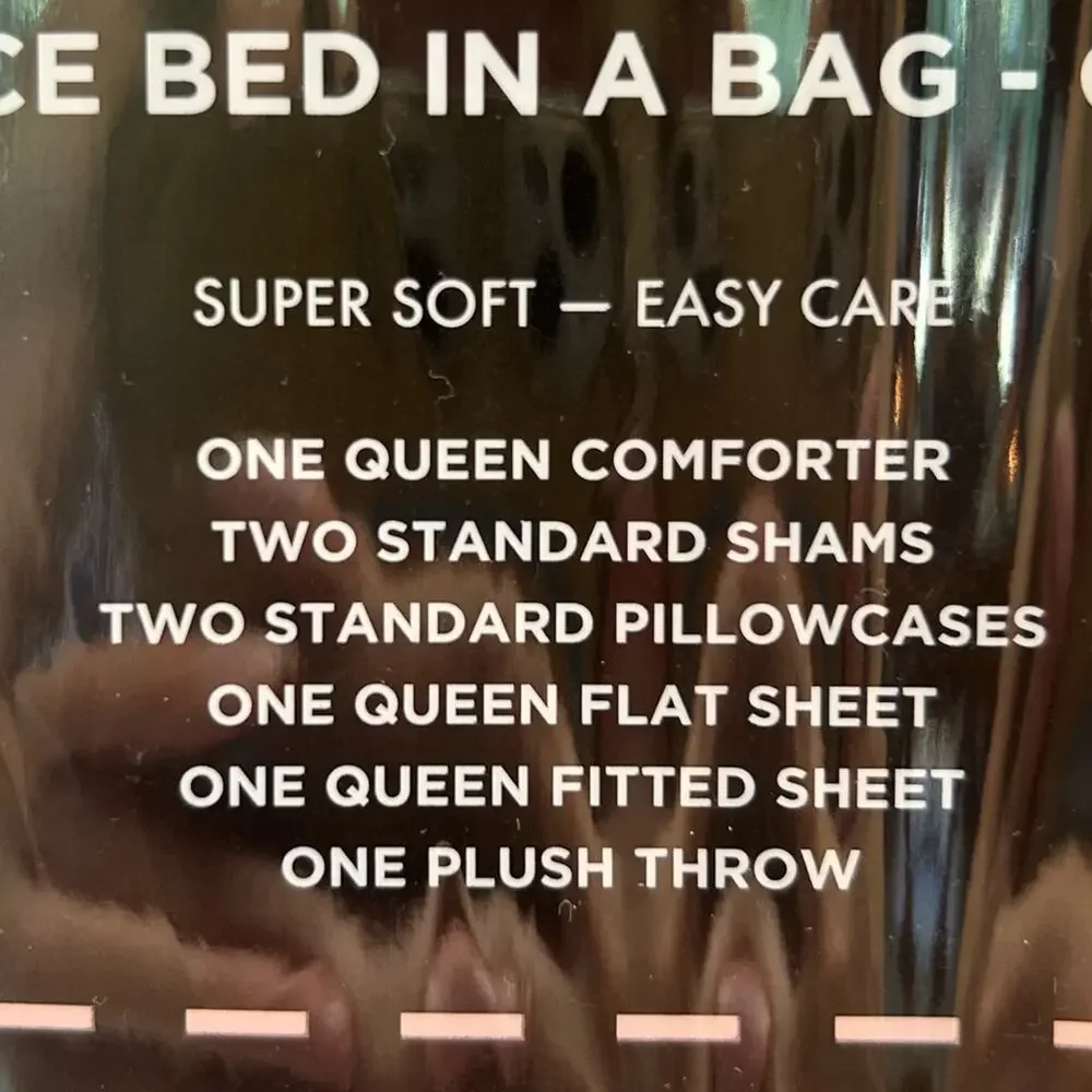 Betsey Johnson Comforter 8 Piece Set Sheets Throw Queen Pink Bows & Ribbons NEW